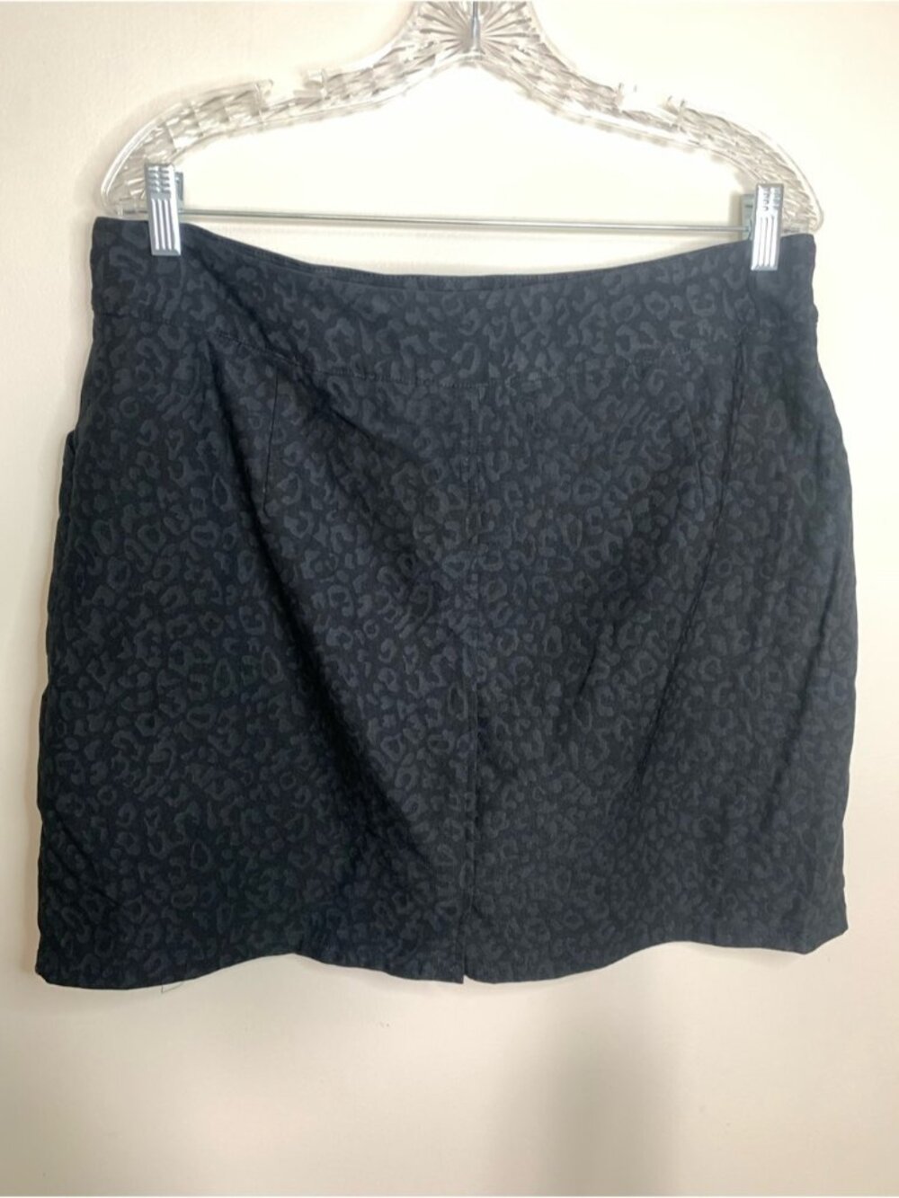 Northern Reflections Black Printed Active Skirt Skort L